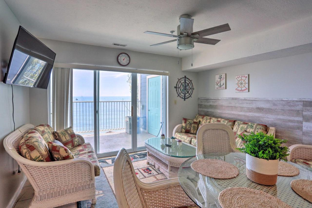Cozy Lakefront Middle Bass Retreat With Balcony Put-in-Bay Extérieur photo