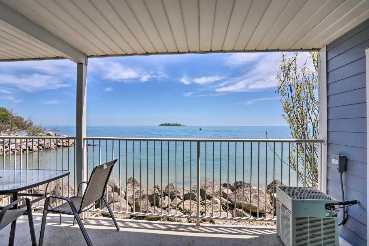 Cozy Lakefront Middle Bass Retreat With Balcony Put-in-Bay Extérieur photo