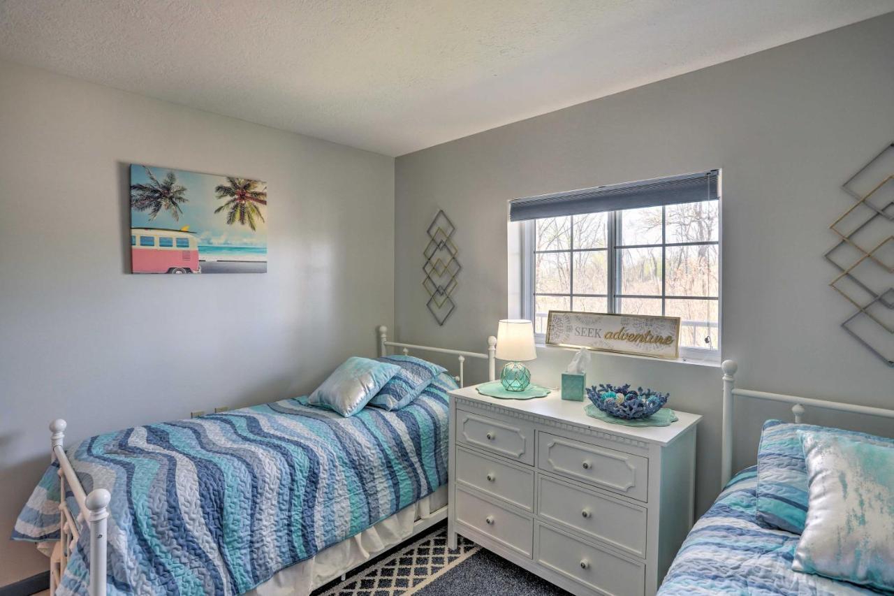Cozy Lakefront Middle Bass Retreat With Balcony Put-in-Bay Extérieur photo